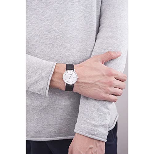 Bulova Men's Classic 3-Hand Calendar Date Quartz Leather Strap Watch, Buckle, 37mm