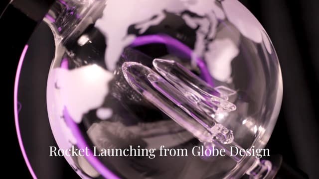 Gifts for Men Dad Christmas, Kollea Globe Whiskey Decanter Set with Space Rocket Inside, 7 Colors Led Liquor Decanter, Cool Gifts for Husband Brother Whiskey Lover, for Birthday Anniversary Home Bar