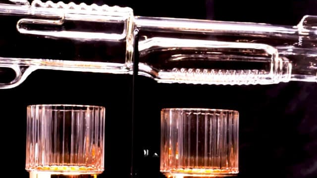 Whiskey Decanter Sets with 2 Glasses for Men Dad, The Wine Things Unique Gift for fathers day, Husband, Boyfriend, Anniversary Day Birthday Gift Ideas, Cool Drinking Accessories for Home Bar Party