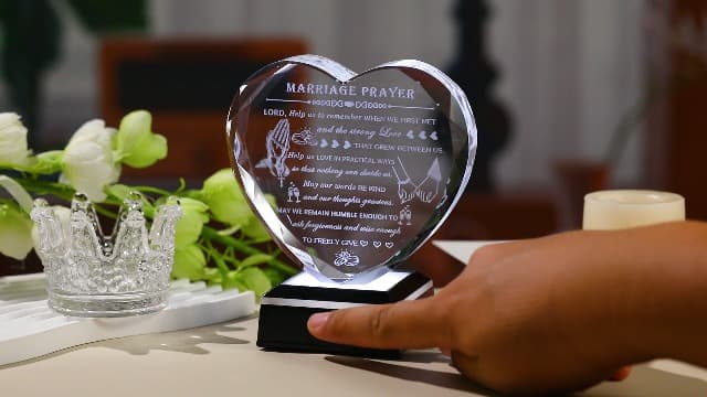 Wedding Gifts for Couples 2025 with Colorful LED Base Heart Happy Anniversary Marriage Prayer Gift with Inspiring Quotes Unique Newlywed Mr and Mrs Engagement Gift Bridal Shower Gifts