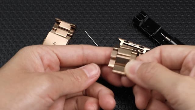 TRUMiRR Band Sets for Apple Watch 11 10 42mm / 9 8 7 41mm Rose Gold Women, 2 Pack Solid Stainless Steel Watchband + Mesh Strap for iWatch SE 3 2 Series 6 5 4 3 2 1 40mm 38mm