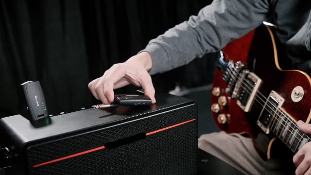 Amazon Basics Digital Wireless Guitar System Transmitter/Receiver with Rechargeable Batteries, Black