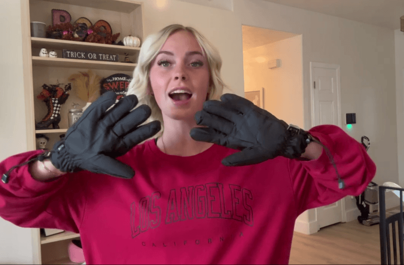 krosa Winter Gloves Men Women Made with 3M Insulation & Plush Lining, -15°F Windproof & Water-Resistant Snow Gloves for Cold Weather, Ski Glove with Reflective Strips & Touchscreen Fingers for Running