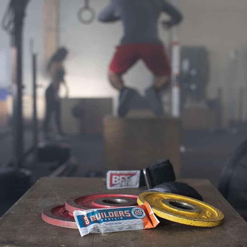 CLIF BUILDERS Protein Bars - Chocolate Peanut Butter Flavor - 20g Plant Based Protein - Gluten Free - Non-GMO - Low Glycemic - No Artificial Sweeteners - Value Pack, 2.4 oz. (12 Count)