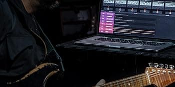 Zoom G1X Four Multi-Effects Processor with Expression Pedal for Electric Guitar