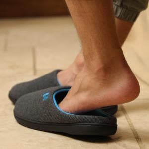 RockDove Men's Original Two-Tone Memory Foam Slipper