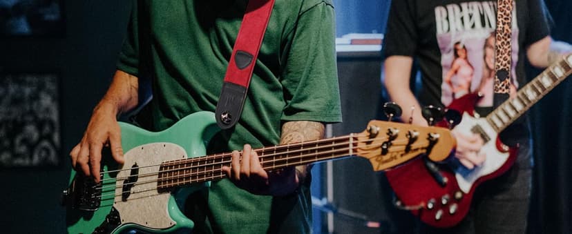 Nefelibata Guitar Strap,Double Full-Grain Leather Ends,Vintage Velvet Strap/FREE BONUS-4 Picks+Strap Locks+Strap Button,Gift For Bass,Electric&Acoustic Guitars(Vintage Coffee Brown)