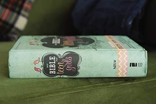 NIV, Bible for Teen Girls, Hardcover: Growing in Faith, Hope, and Love – The Perfect Christian Faith Gift for Your Teenage Girl, Age 13-18 0310749697