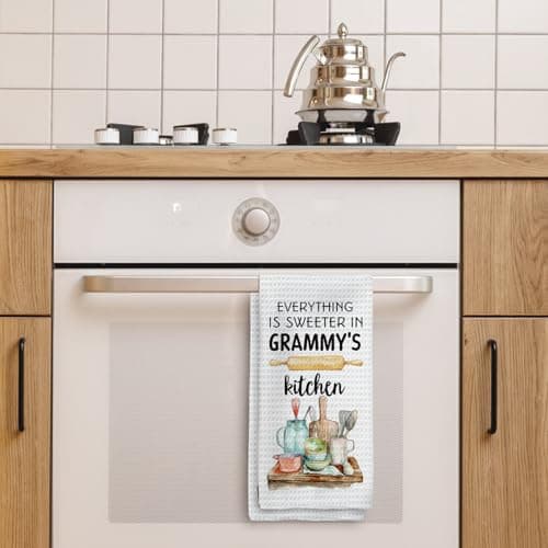 Grammy's Kitchen Towels, Gifts for Grammy Grammie Hand Towels, Grammy Christmas Dish Towels Tea Towels for Kitchen, Best Grammy Gifts, 16x24inch