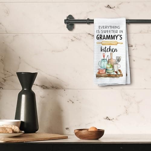 Grammy's Kitchen Towels, Gifts for Grammy Grammie Hand Towels, Grammy Christmas Dish Towels Tea Towels for Kitchen, Best Grammy Gifts, 16x24inch