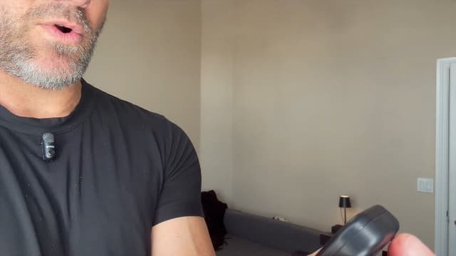 New Bee Guitar Tuner Clip-On Rechargeable with Color Screen 360° Rotatable Acoustic Chromatic Open Tuning for Guitar, Bass, Ukulele, Violin, Cello(Black, 1 Pack)