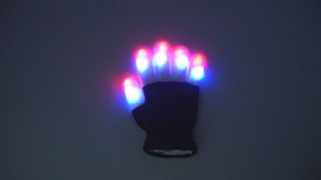 Luwint Children LED Finger Light Up Gloves - Glow Flashing Cool Fun Toys for Kids, Boy Girl 7-12 Years