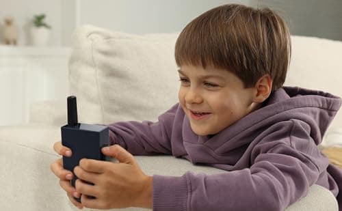 Minecraft Walkie Talkies for Kids, Static Free and Extended Range Indoor and Outdoor Toys for Kids (Minecraft)
