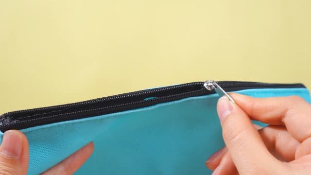 Patelai 5 Pcs Teacher Appreciation Gift Set for Women End of The Year Teacher Gifts Include 12oz Tumbler Makeup Bag Acrylic Sign Keychain Gift Box Thank You Presents for Teachers' Day Birthday(Teal)