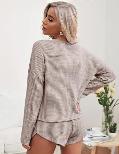 Drop Shoulder Pijamas de Mujer,Sexy Curved Hem Sleepwear,Round Neck Comfrt Sleepwear,Christmas Gift for Her,Sleepover Party Ekouaer Womens Waffle Knit Pajama Sets Long Sleeve Top and Short Lounge Set B09N3V12Q7