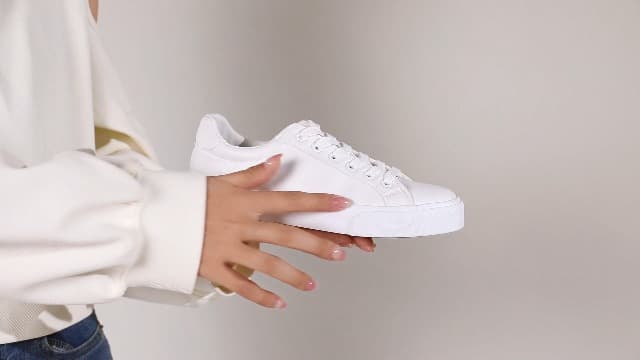 SERNIAL Womens White Tennis Shoes PU Leather Sneakers Casual Walking Shoes for Women