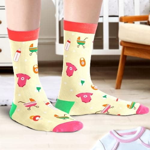 Pregnancy Gifts for New Mom, Dad, Grandma - Funny Socks For Expecting Dog Mom, Dog Dad - Stocking Stuffers B0FGJXDBSW