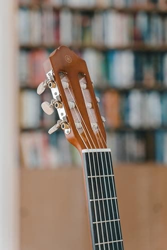 Yamaha C40II Classical Guitar, Full Size With Rosewood Fingerboard and Bridge, Natural