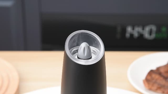 CIRCLE JOY Gravity Electric Salt and Pepper Grinder Set Automatic Salt and Pepper Grinder Set with LED Light, Battery Operated, Adjustable Coarseness, Large Capacity, for Home Kitchen BBQ, Black B0DFY5TNFX