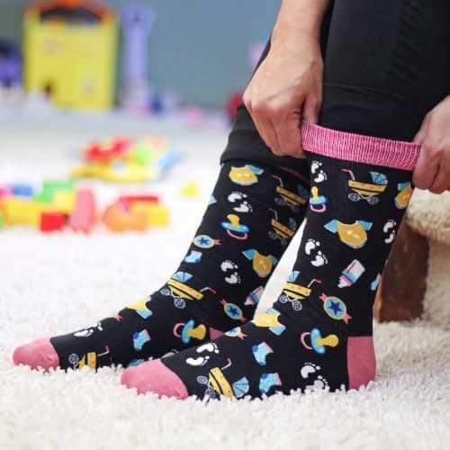 Pregnancy Gifts for New Mom, Dad, Grandma - Funny Socks For Expecting Dog Mom, Dog Dad - Stocking Stuffers B0H376KX6V
