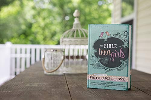 NIV, Bible for Teen Girls, Hardcover: Growing in Faith, Hope, and Love – The Perfect Christian Faith Gift for Your Teenage Girl, Age 13-18 0310749697