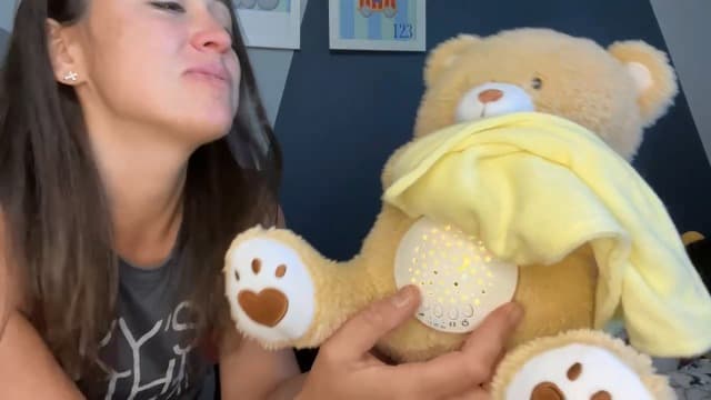 BEREST Baby Sleep Soother Bear, Mom's Heartbeat & Lullabies White Noise Machine, Nursery Decor Night Light Projector, Toddler Crib Sleeping Aid, Newborns Shower Gifts Portable Teddy