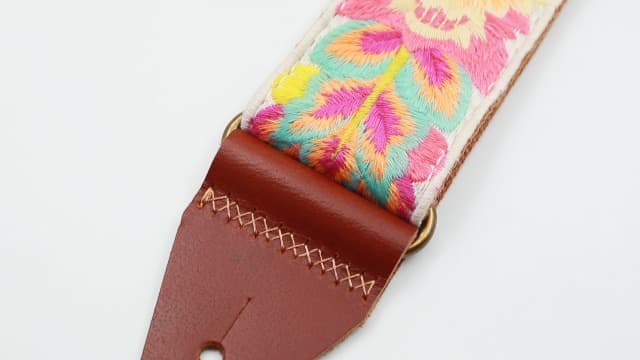 YIKOKO Guitar Strap，2 inch Flower Knit Cotton Guitar Straps with Full Grain Leather End, for Bass Electric and Acoustic Guitars, Free Strap Button, 2 Strap Locks and 4 Guitar Picks