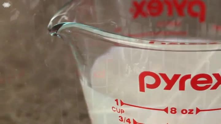 Pyrex Essentials (3-Pack) Glass Measuring Cups Set, (1, 2 & 4 Cup) Measuring Cups For Prepping, Baking and Cooking, Preheated Oven, Dishwasher, Freezer, and Microwave Safe