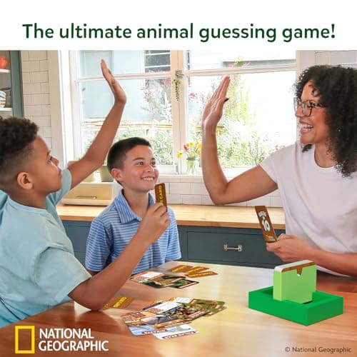 Skillmatics Guess in 10 National Geographic Animals, Educational Card Game for Kids & Families, Animal Trivia & Travel Game, Screen-Free Fun, Gifts for Ages 6, 7, 8, 9 and Up