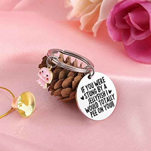 Friendship Gifts for Women Best Friend Keychain for Women Funny Friend Gifts For Women Girl Birthday Christmas