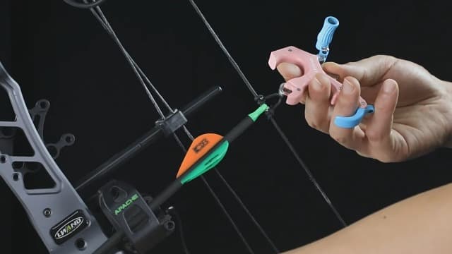 LWANO Archery Compound Bow Release Aids Trigger 3-4 Finger Adjustable Wristband Thumb Arrow Release Aids for Adults Youth Hunting Shooting Training Accessories