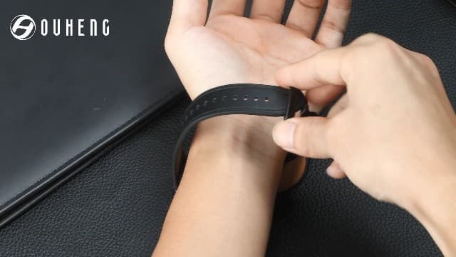 OUHENG Leather Bands Compatible with Apple Watch Band 49mm/46mm/45mm/44mm/42mm, Genuine Leather Strap Compatible with iWatch Ultra 3/2/1 & Series 11/10/9/8/7/6/5/4/3/2/1 & SE3 SE2 SE, Black/Black