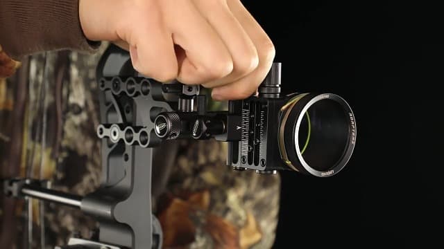 Archery 5-Pin Bow Sight - 0.019" Fiber, Brass Pin, Aluminum Machined - Right and Left Handed, with Hi-Vis Level for Archery, Hunting, Shooting