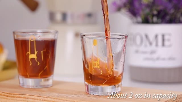 Mimorou Bride and Groom Glasses 2 Pieces Ring Finger Wedding Funny Bride Wine Glass 2 oz Mr and Mrs Engagement Gifts Stemless for Newlyweds Couples(Classic,1.93 Inch)