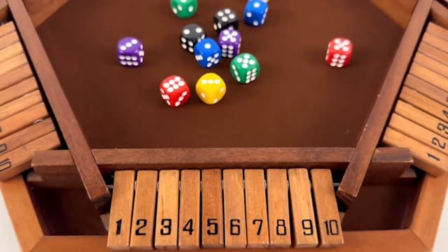Juegoal Wooden Shut The Box Dice Game for 1-6 Players, Upgrade Tabletop Board Game with 12 Dice for Kids Adults Families, Classics Travel Portable Classroom Home Party Pub Board Game Sets