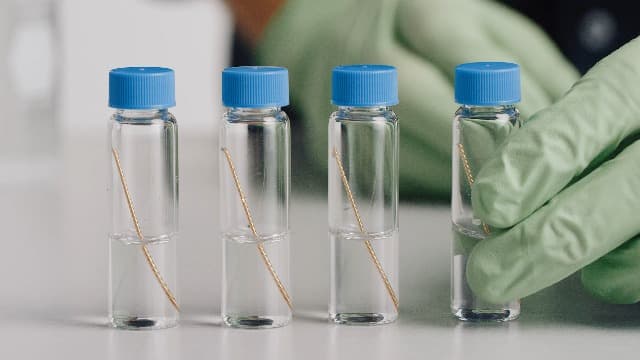 MARTIN Authentic Acoustic Guitar Strings - Lifespan 2.0 Treated