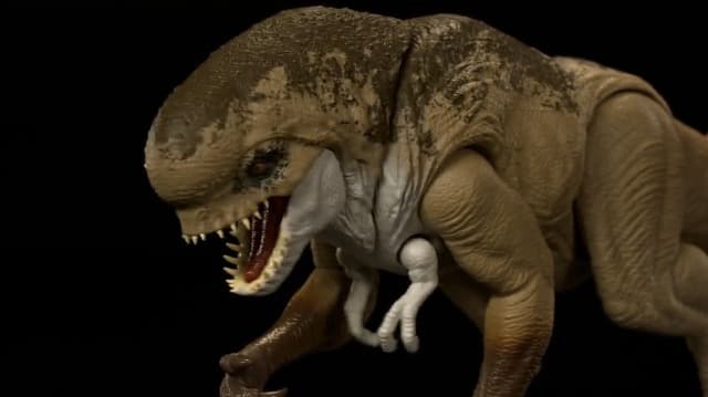 Mattel Jurassic World Rebirth Distortus Rex Rumble N Rampage Dinosaur Action Figure 22 Inch with 2 Attack Actions, Content-Accurate, Digital Play