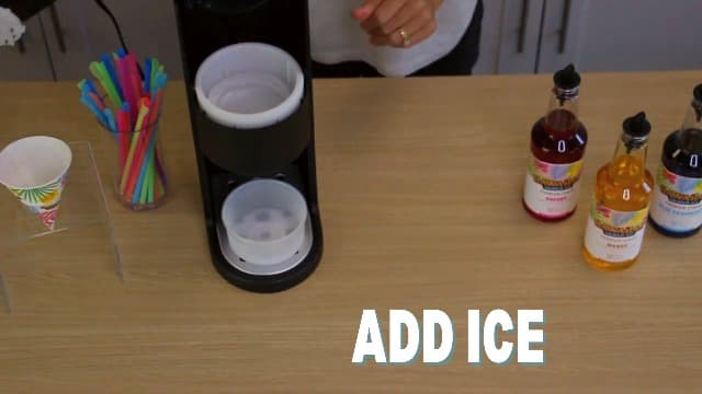 Hawaiian Shaved Ice S777 Snow Cone and Shaved Ice Machine with Blade Adjustment Knob and 5 Reusable Plastic Ice Mold Cups. Great for Granitas, Seltzers, Italian Soda and More 120V, Matte Black