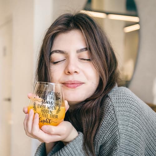 TOUNER Good Friends Are Like Stars Friendship Quote Stemless Wine Glass, Funny Best Friends Keepsake Wine Glass Gifts for Women Aunt Sister BFF, Thank You Friend Birthday Gifts for Women Bestie Friend B0GKLHXQBK