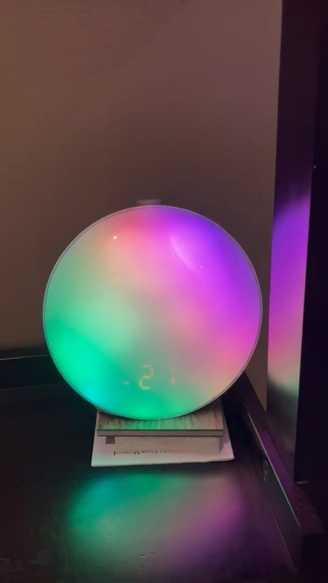 Wake Up Light Sunrise Alarm Clock for Kids, Heavy Sleepers, Bedroom, with Sunrise Simulation, Sleep Aid, Dual Alarms, FM Radio, Snooze, Nightlight, Daylight, 7 Colors, 7 Natural Sounds, Ideal for Gift