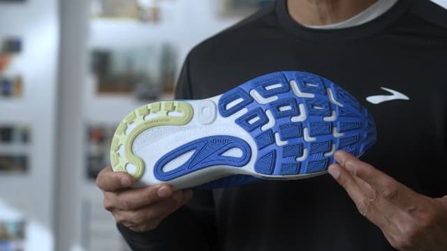 Brooks Women’s Adrenaline GTS 24 Supportive Running Shoe