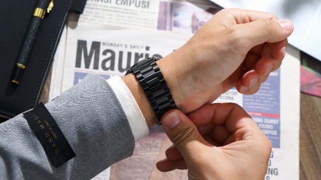 NIBOSI Men Watches Analog Quartz Stainless Steel Black Watches for Men Waterproof Business Classic Watch Fashion Minimalist Ultra Thin Wrist Watch for Work and Casual Wear