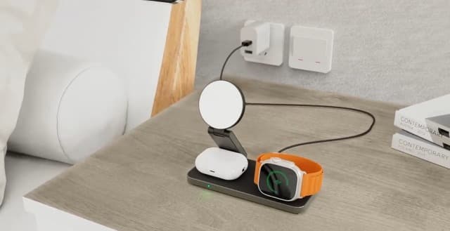 UEQ Foldable 3 in 1 Wireless Charging Station for Apple Magsafe Charger Stand,Fast Magnetic Wireless Charger Station for iPhone 17 Air 16 15 14 13 12 Series,Airpods Pro,Apple Watch Ultra (Pure Black)