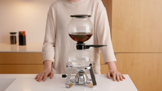 Bodum 34 oz Pebo Vacuum Coffee Maker, High Heat Borosilicate Glass, Black