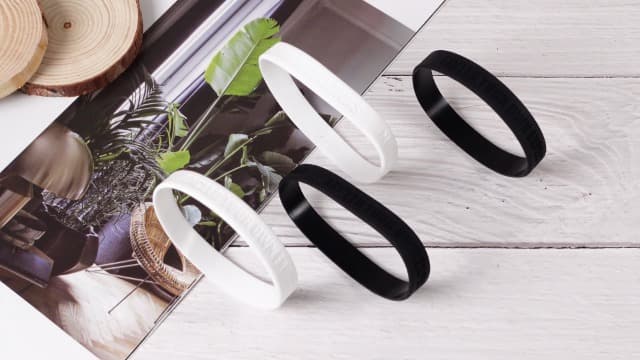 Tondiamo Nothing is Impossible, Exceed Your Own Expectations Motivational Silicone Wristbands Inspirational Rubber Bracelet Stretch Inspirational Bracelets Bulk for Sports Party Supplies