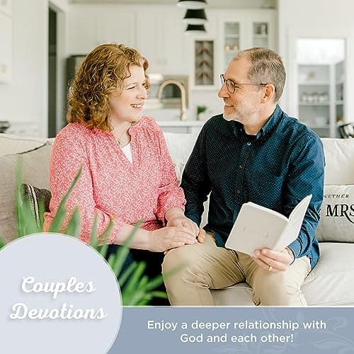 Mr. and Mrs. 366 Devotions for Couples - White Faux Leather Devotional Gift Book for Bride and Groom, Engaged 1642729647