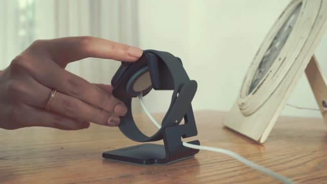 Lamicall Watch Stand for Apple Watch Magnetic Fast Charger - Desk Charging Stand Holder Dock for Apple iWatch Series SE3 SE2 Ultra 3, Series 11 10 9 8 7 6 5(49mm 46mm 45mm 44mm 42mm 41mm 40mm 38mm)