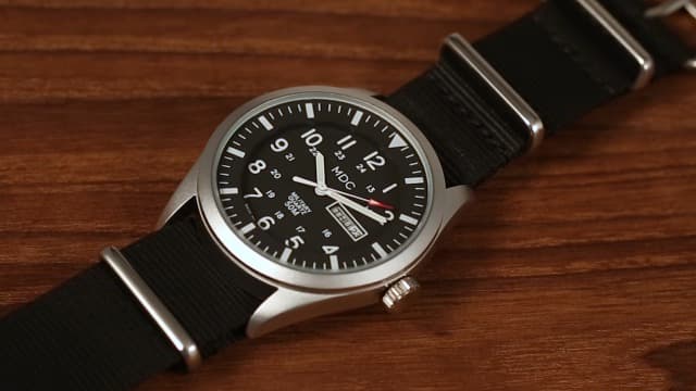 Infantry Mens Military Watch, Vietnam Style Field Watches for Men, Tactical 12/24H Military Time Analog Watch, Waterproof Day Date Quartz Wristwatch w/Green Nylon Band, Work Watch for Man