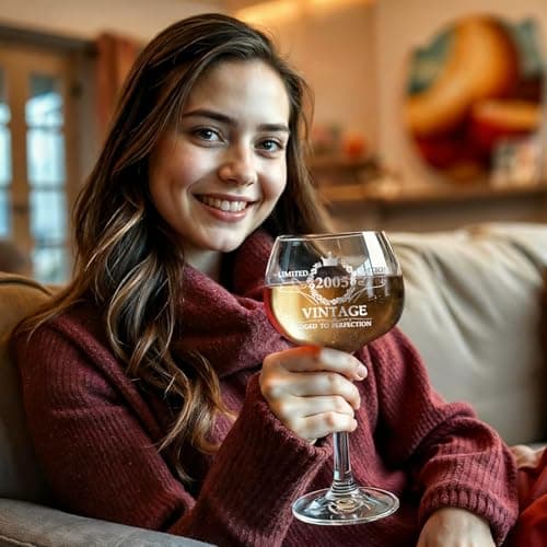 21ST Birthday Gifts for Her, Vintage 2004 Engraved 21st Wine Glass, 21 Year Old Birthday Decorations For Women, Funny 21 Bday Gifts Idea For Women, Friends, Daughter, Sister - Turning 21 Present