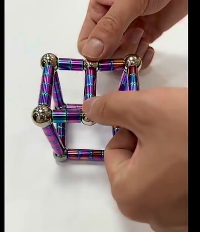 Fidget Pen Toys For Ages 8-13 - Magnetic Pen Magnets For Kids - Teen Girl Boy Gift Trendy Stuff - Gift For Teenage Boys Girls - Cool Things Toy For Boy Age 8-12 - Gift For 10 11 12 13 14 Year Old Girl
